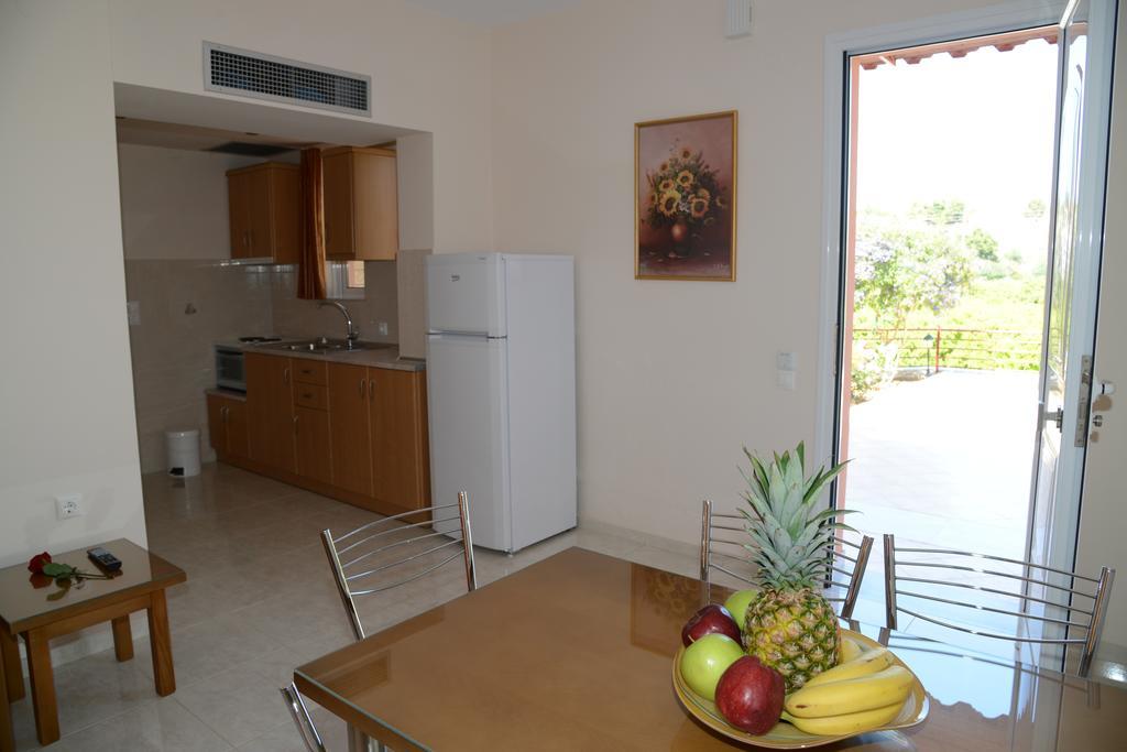 Maria'S Filoxenia Suites Drepano  Ngoại thất bức ảnh